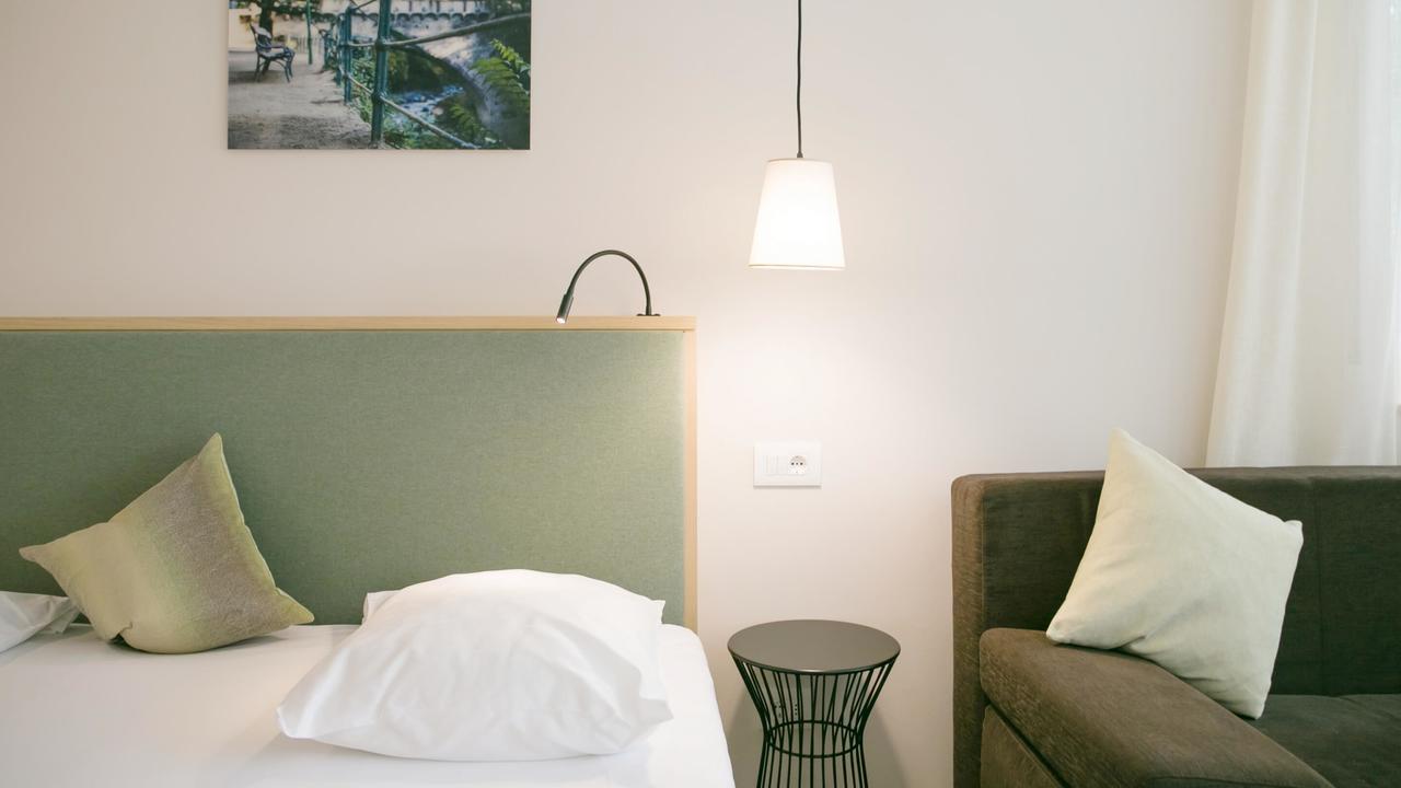 Flora Hotel & Suites ميرانو المظهر الخارجي الصورة